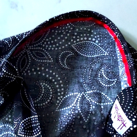 HOOTER HIDERS Maternity Nursing Cover For Nursing Moms On The Go! - Picture 8 of 8